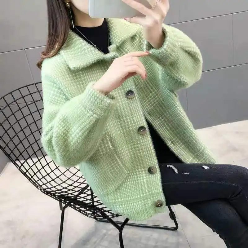

2022 Women's Autumn Winter New Imitation Mink Velvet Sweater Coats Female Short Loose Cardigans Ladies Plaid Knit Jackets W344