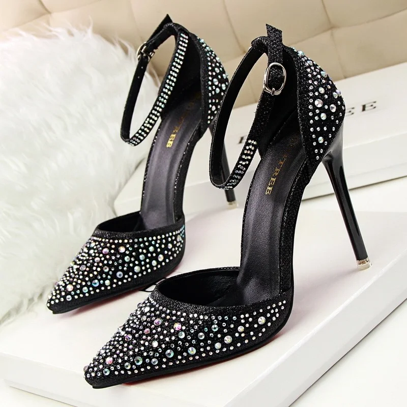 

Luxury Brand High-heeled Shoes Woman Sandal Bling Sparkling Rhinestones Shallow Mouth Fingertip Scarf Word Sweet Princess Shoes