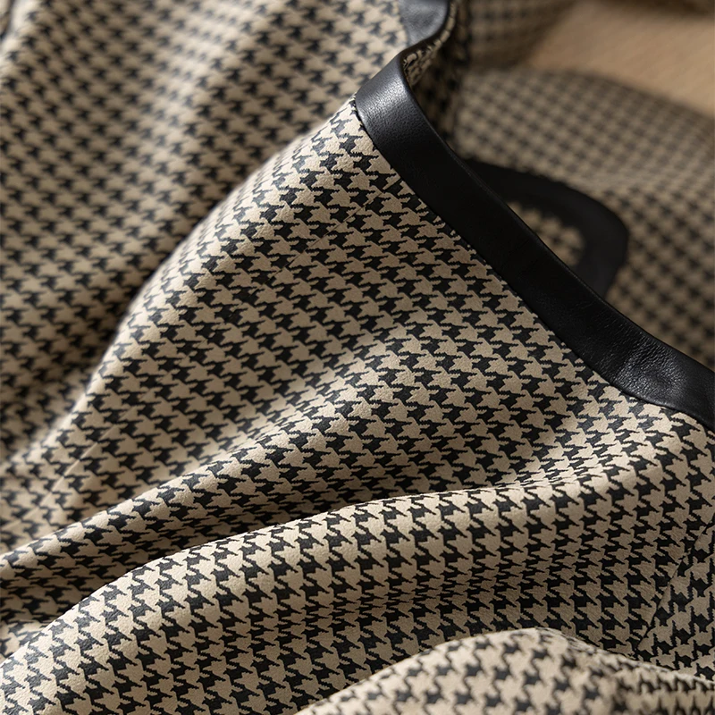 High-quality Casaco Feminino  High Street  Single Breasted Fashion Sheepskin  Spliced Genuine Leather Jacket  O-Neck