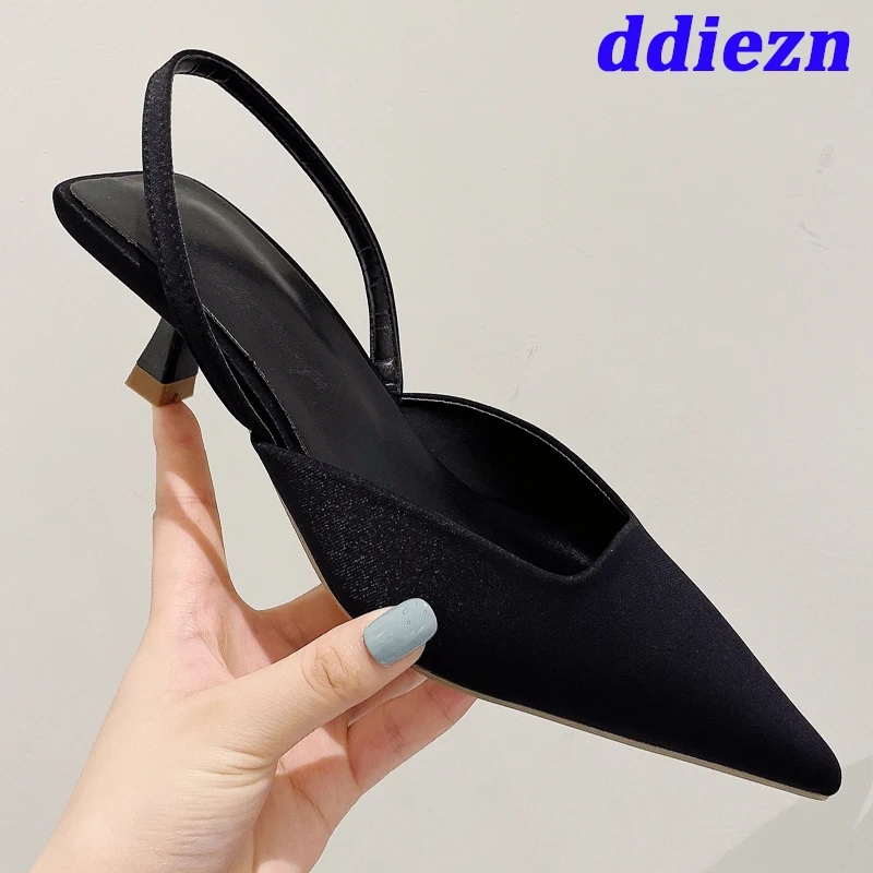 

Туфли-лодочки женские на среднем каблуке, летние модные сандалии с острым носком, шлепанцы, большие размеры, 2023