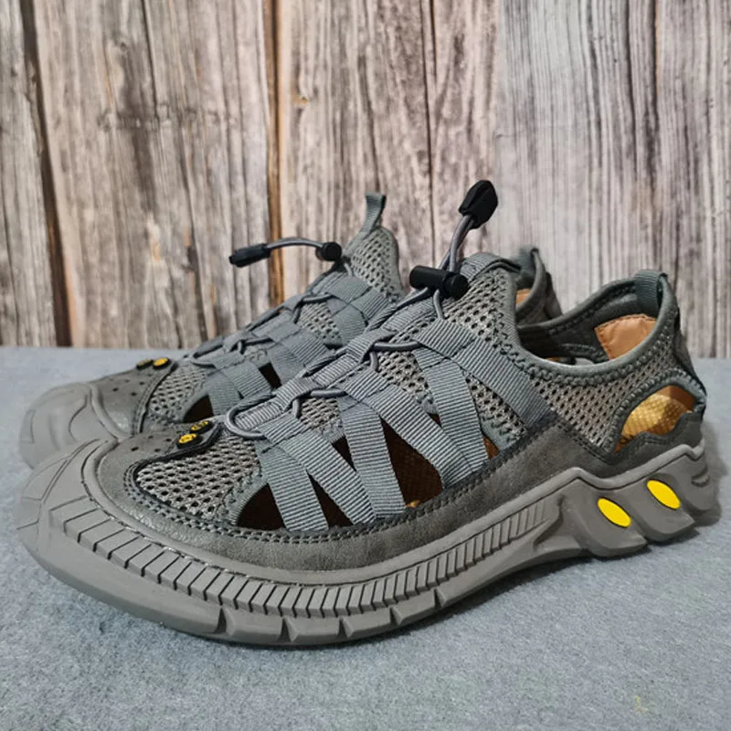 

Men`s toe cap genuine leather mesh breathable hiking sandals MENS anti-slip beach shoes male shockproof trekking Aquo shoes