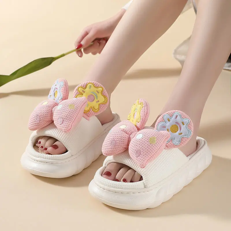 2022 New Linen Slippers Cute Girl Heart Home Slippers Ladies Non-slip Thick Bottom Four Seasons Ndoor Home Slippers Comfy Shoes
