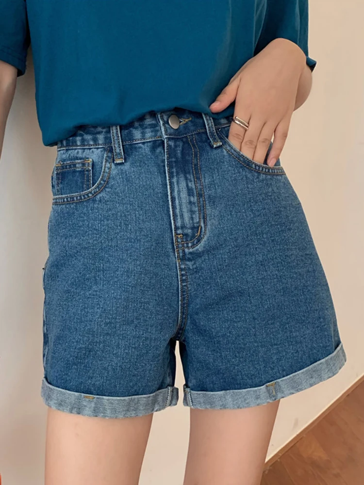 New Spring Summer Women High Waist Wide Leg Denim Shorts Streetwear Female Button Loose Retro Jeans Shorts Bottoms