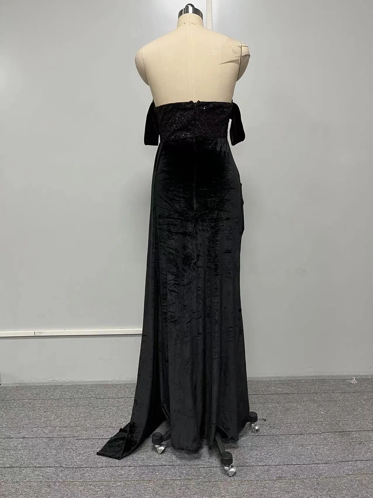 Women Sexy Prom Dress Off-Shoulder Backless  Elegant Evening Dress Fashion Slim Waist Formal Dresses