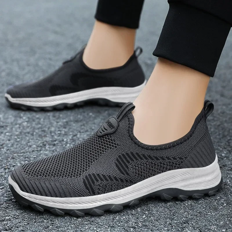 Новинка лета 2024 мужская обувь дышащая прогулочная для пар среднего и пожилого