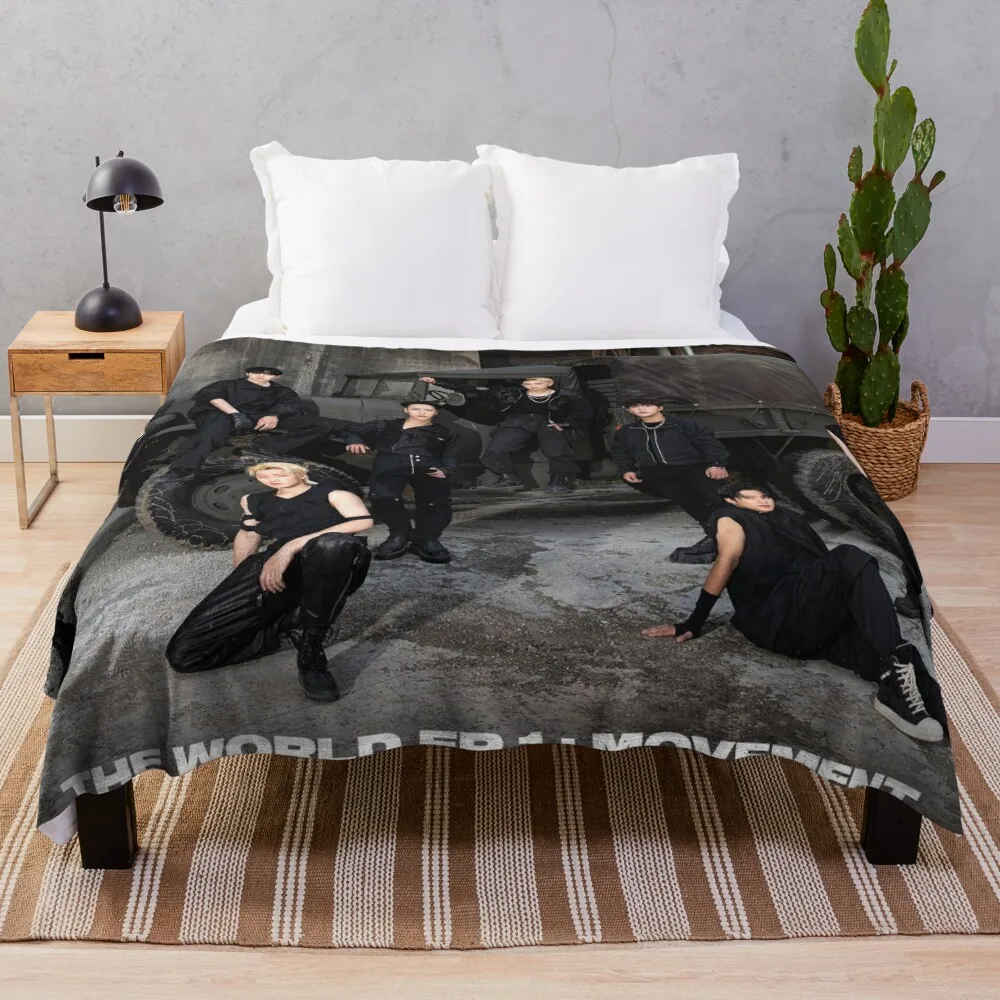 ATEEZ THE WORLD EP.1 : MOVEMENT GUERRILLA плед из флиса