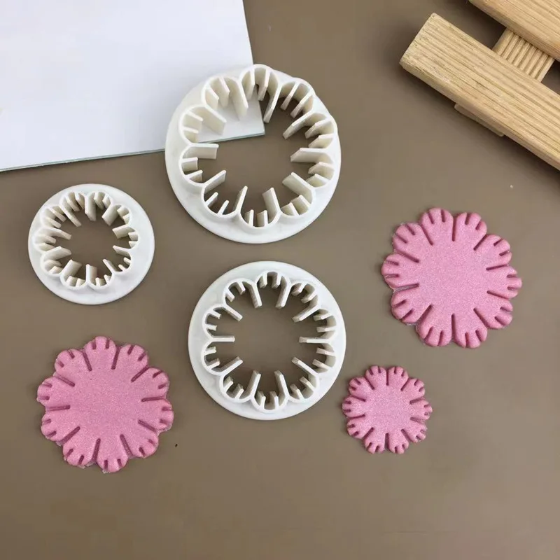 

3Pcs Carnation Flower Cookie Press Stamp Embosser Biscuit Round Cutter Fondant Mould Chocolates Cake Baking For Kitchen Tools