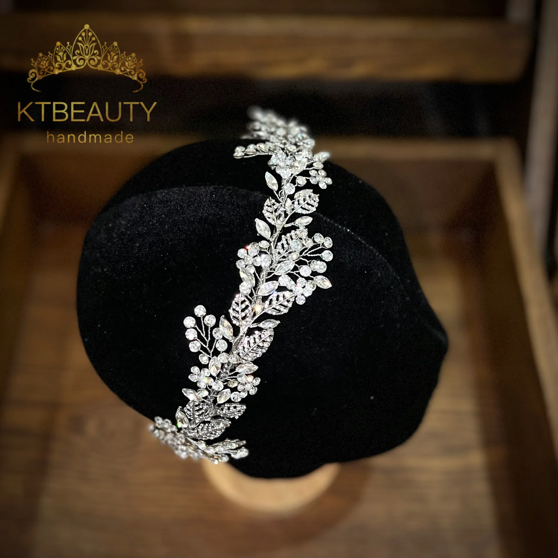 

KTBEAUTY Luxury Crystal Headpiece Handmade Platinum Silver Royal Queen Princess Pageant Birthday Party Dinner Crown Bridesmaids