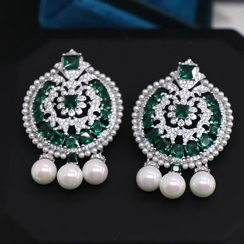 

Bilincolor Micro Inlaid Zircon Hollow Disc Bead Earrings for Women