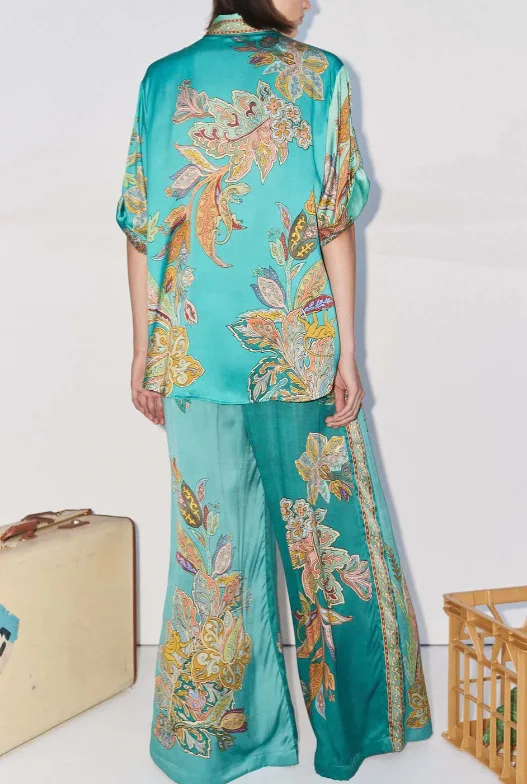 Женские атласные широкие брюки с винтажным принтом блузка коротким рукавом и