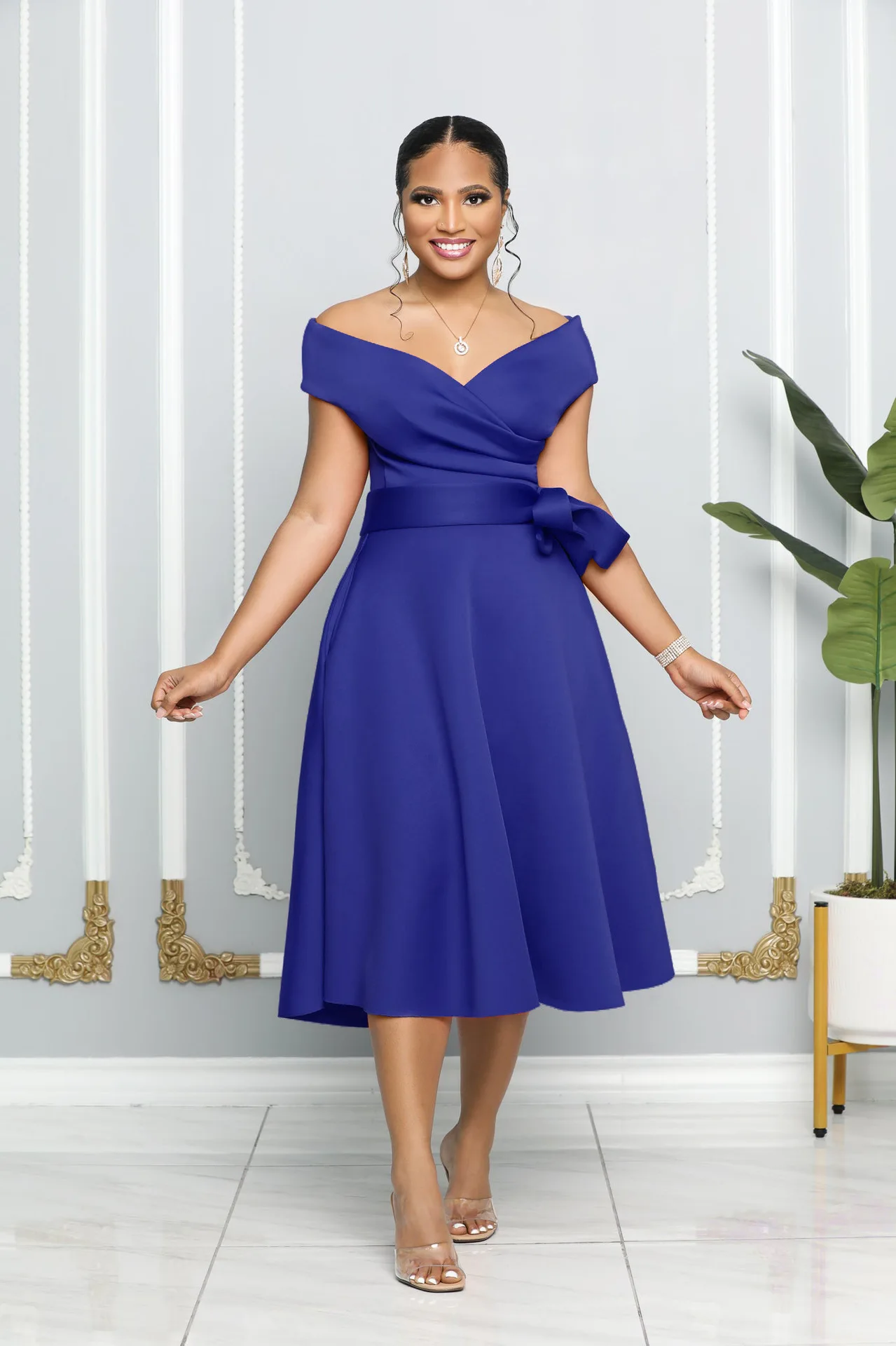 

Женское винтажное платье с высокой талией, открытыми плечами и V-образным вырезом