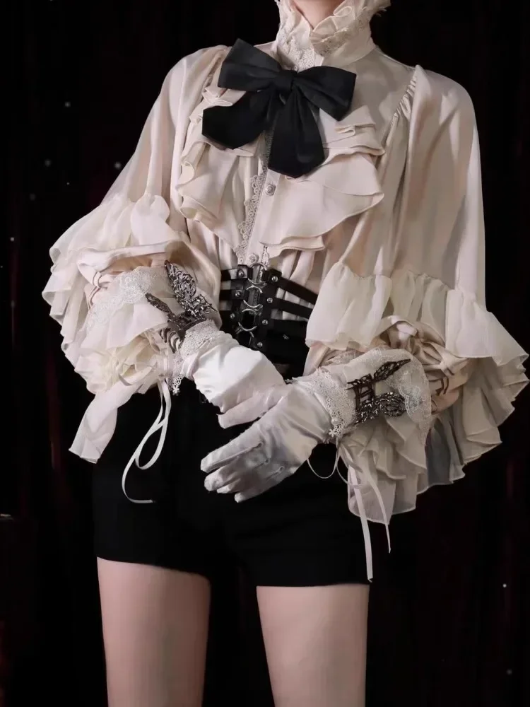 Рубашка женская с рукавами-фонариками и кружевом