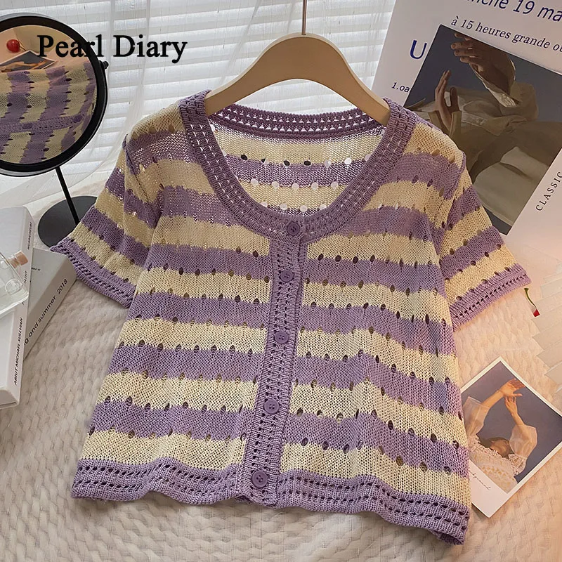 Купи Pearl Diary Summer Stripe Short Knitting Cardigan Korean Version All-Match Hollow Out Top Women V-Neck Single-Breasted T-Shirt за 893 рублей в магазине AliExpress