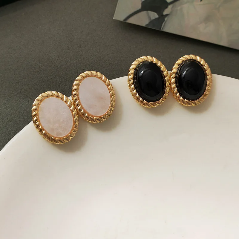 S925 Серебряная игла искусственная кожа овальной формы для одежды в уличном стиле