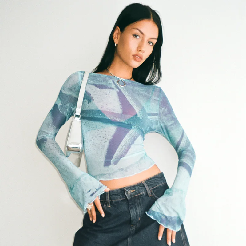 Женская футболка с абстрактным принтом