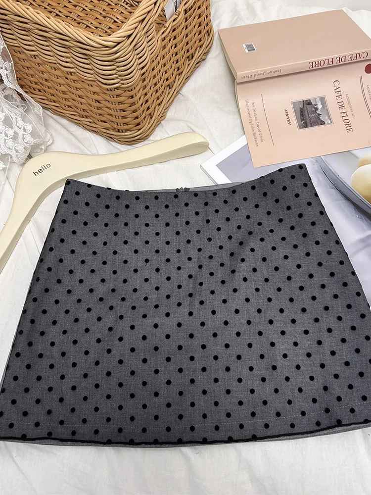 Комплект из 2 предметов с юбкой простая футболка бантом и принтом + серая