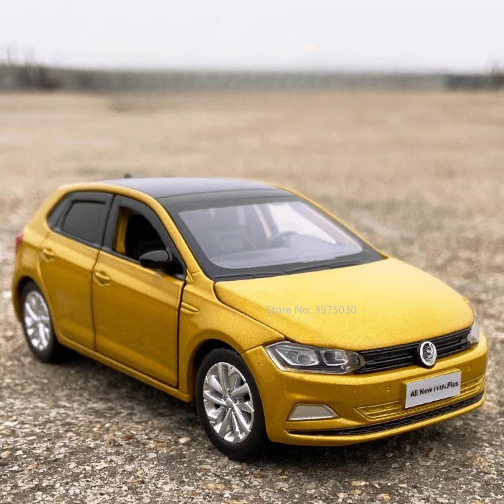 

1/32 Car Model Toy Zinc Alloy Diecast Simulation Vehicle Door Can Opened Sound Light Collection Toys for Boy Birthday Gifts