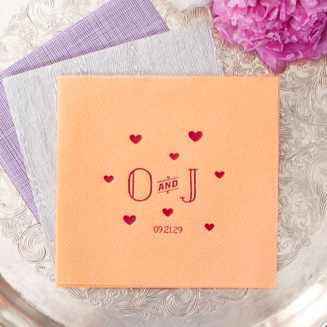 Свадебные коктейльные салфетки с плавающими сердцами льняные под текстуру