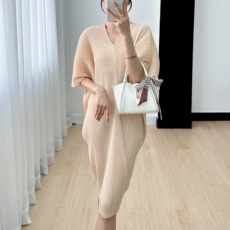 Miyake V-neck Dress High-end Temperament Loose Elegant Folds Casual Fashion Simple Dresses Women Clothing 2023 Summer New