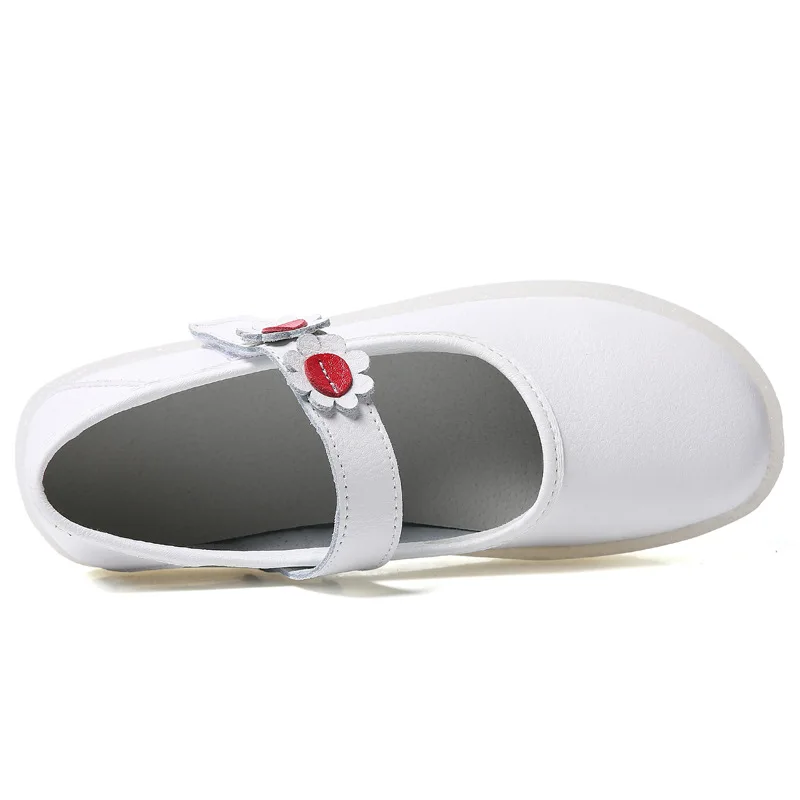 New Arrival Cute Design Leather White Nurse Mates Flat Shoes Ladies Anti-slippery