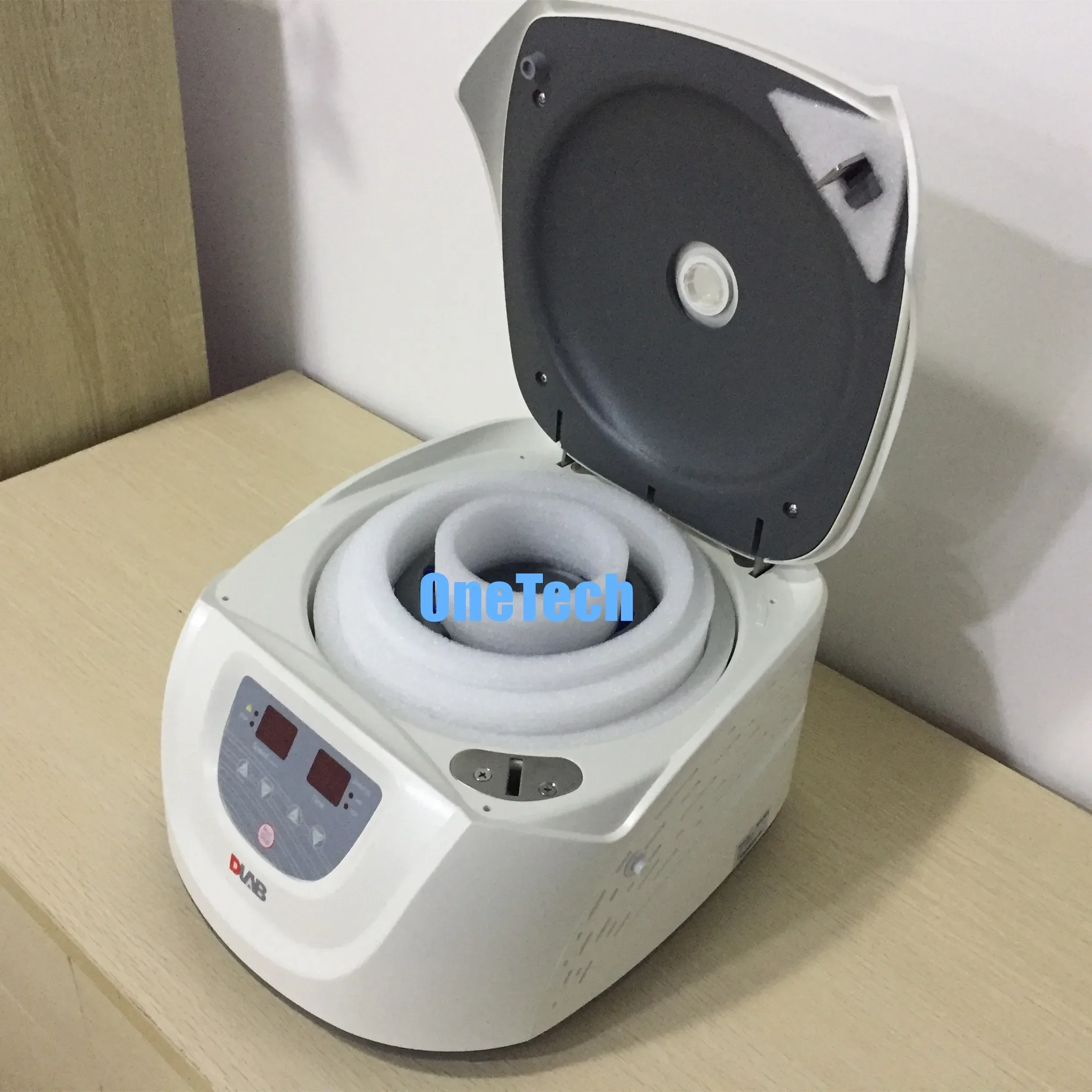 Goed Gebruikte Laboratoriumapparatuur Volbloed/Urinemonster Центрифуга Machine Prijs Concurrerende CG05-N Serie