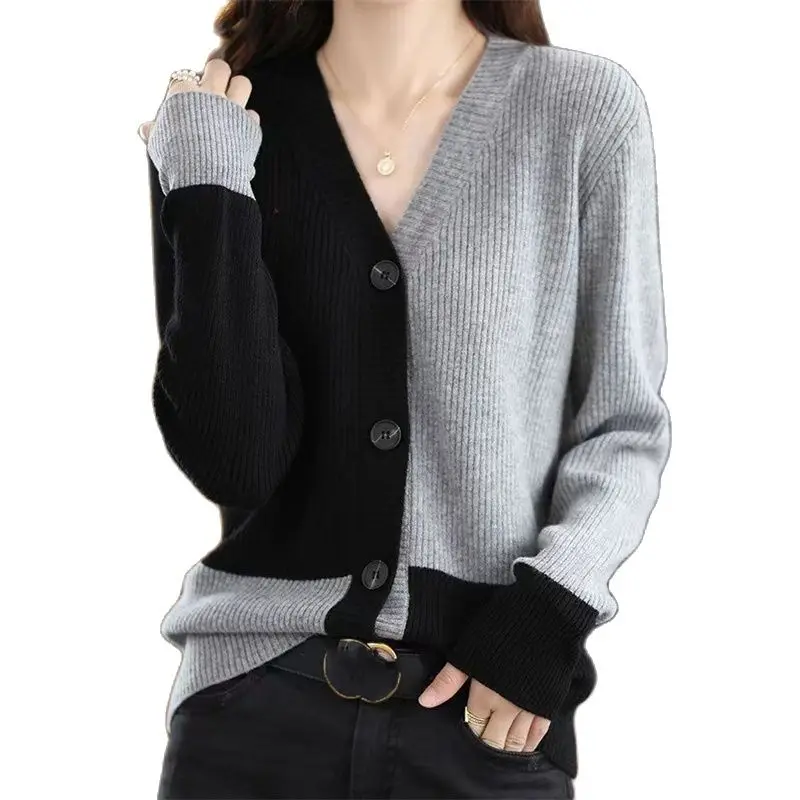 

2023 Casual Contrast color Split Knitted Jackets For Women's Clothing V-neck Cardigan Sweater Coats Girls Outerwear bc24