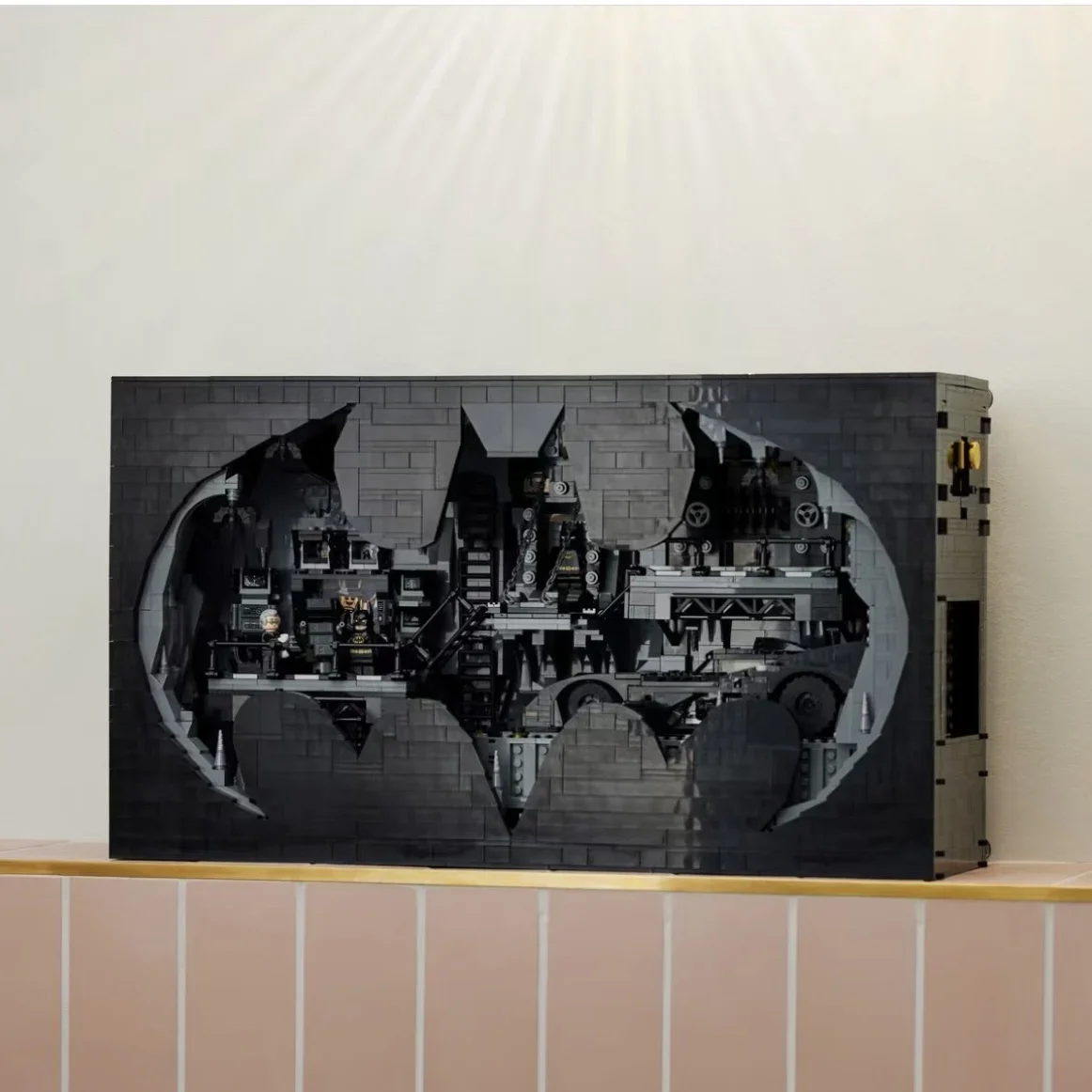 В НАЛИЧИИ 76252 Batcave Shadow Box классическая модель 1989 года строительные блоки кирпичи
