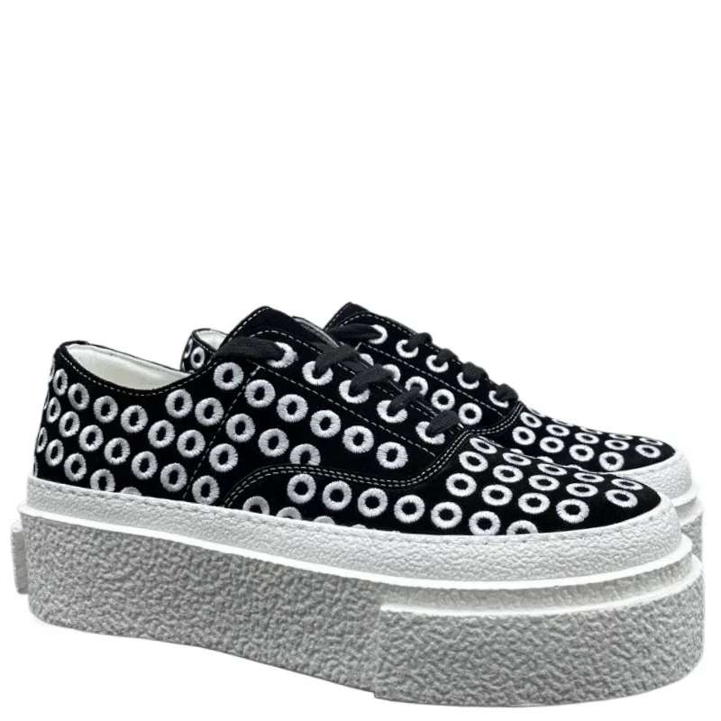 Мужская обувь с вышитым кругом замшевая кожа удобная увеличивающая рост на