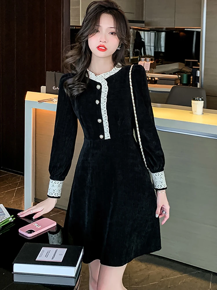 

Женское винтажное платье в стиле Хепберн, черное вельветовое короткое платье составного кроя с кружевом, Элегантные Роскошные платья в Корейском стиле, Осень-зима 2023