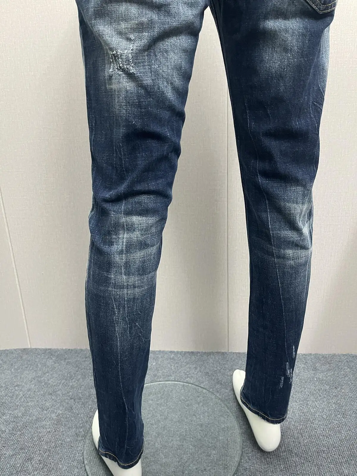 2023 New  Jeans Fashionable Slim Fit with Hole Patches, Painted Ink Breaking Small Feet Spliced Denim Pants for Men