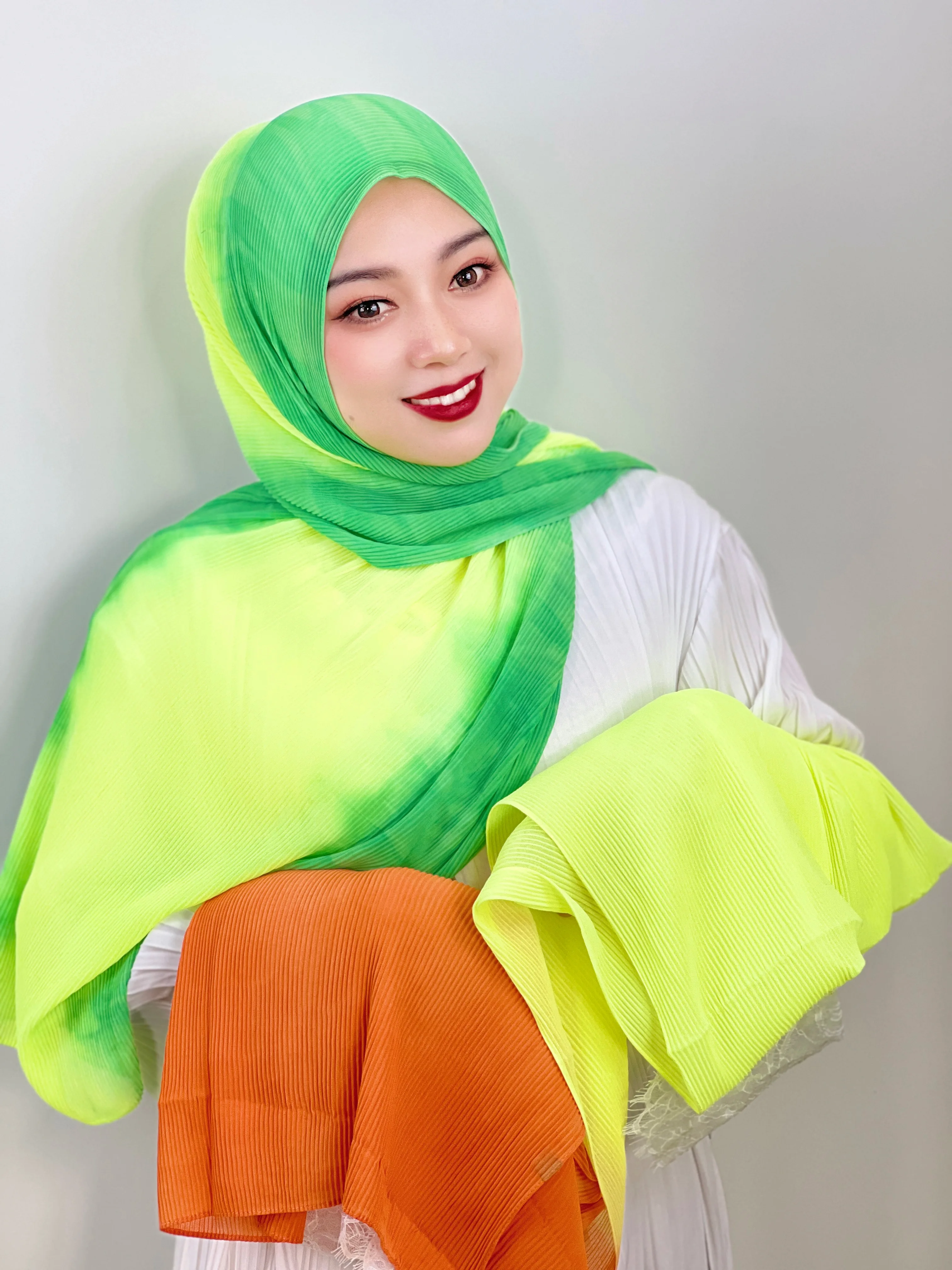 

Muslim Fluorescent Pleated Hijab Ladies Shawl Robe Dress Turban Gradient Long Scarf Arab Islamic Clothing Headscarf 46*174