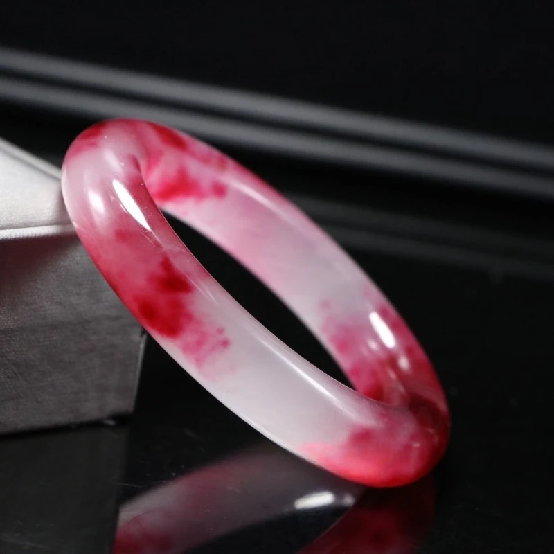 Кварцевый браслет с подвижными цветами