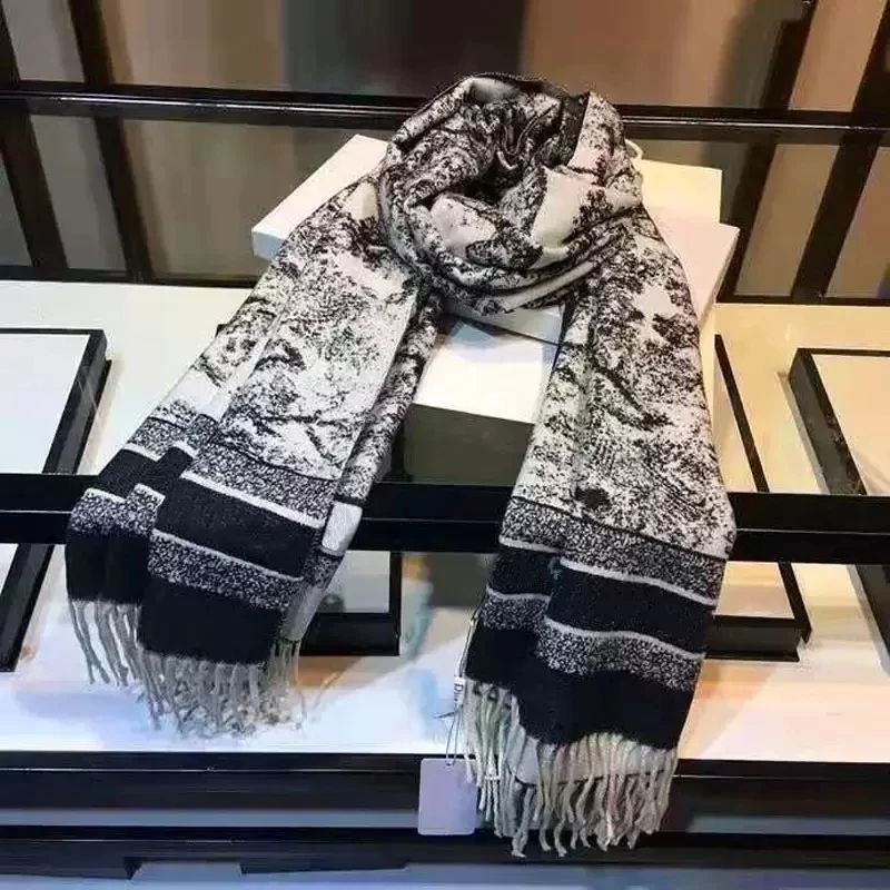 Design woman cashmere scarf Men and Women winter scarves ladies Shawls Big Letter pattern wool Landscape animal Print Pashminas