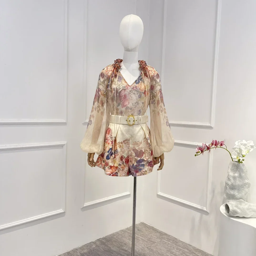 

Beige 2023 New Summer High Quality Linen Silk Vintage Floral Print Lantern Sleeve Appliques Blouse and Belt Shorts Woman Set