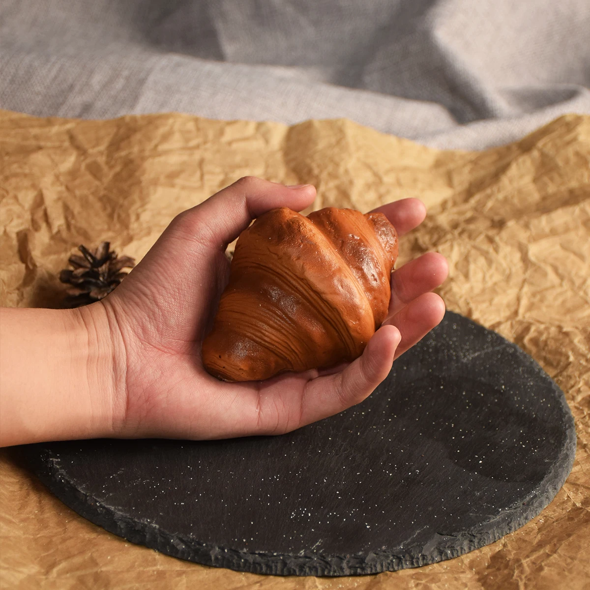 

Имитационная модель хлеба из полиуретана