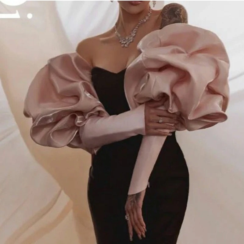 Рисунок 6 - Женское свадебное платье с длинным рукавом