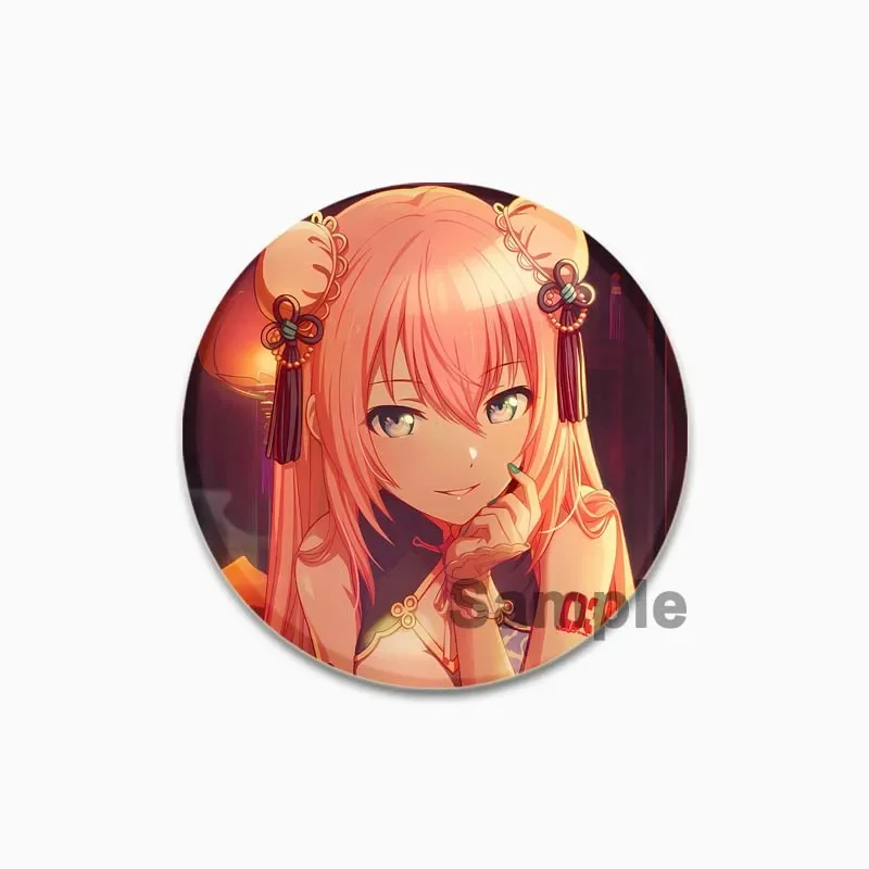 

Эмалированная брошь Megurine Luka 58 мм