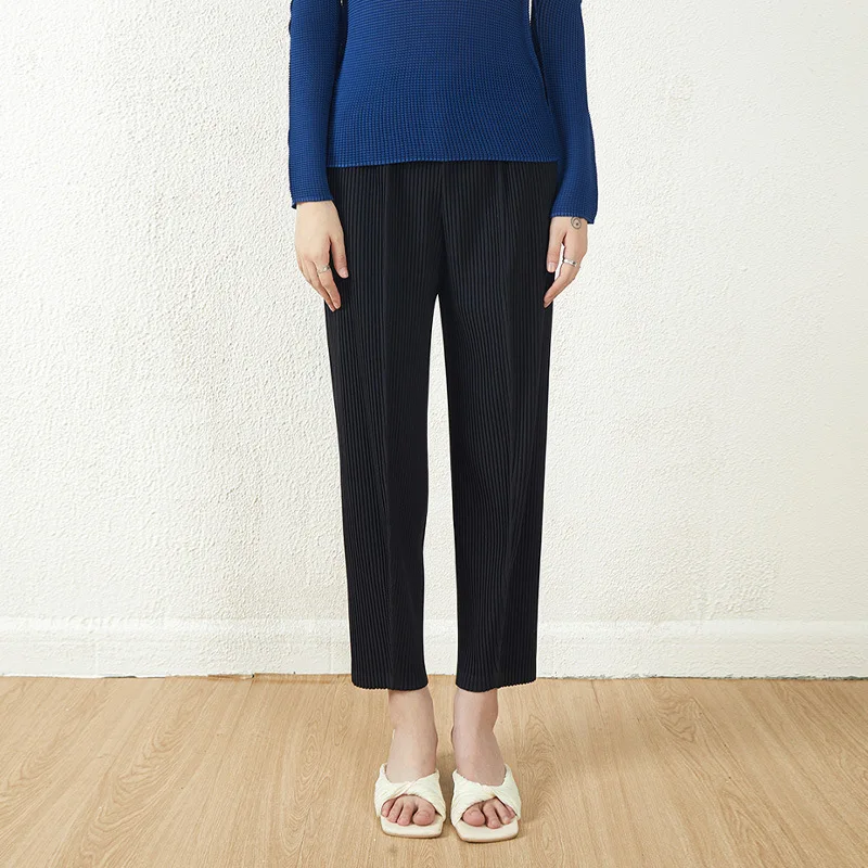 Miyake pleated women's high-end thickened fabric autumn all-match high-waisted straight nine-point wide feet pants