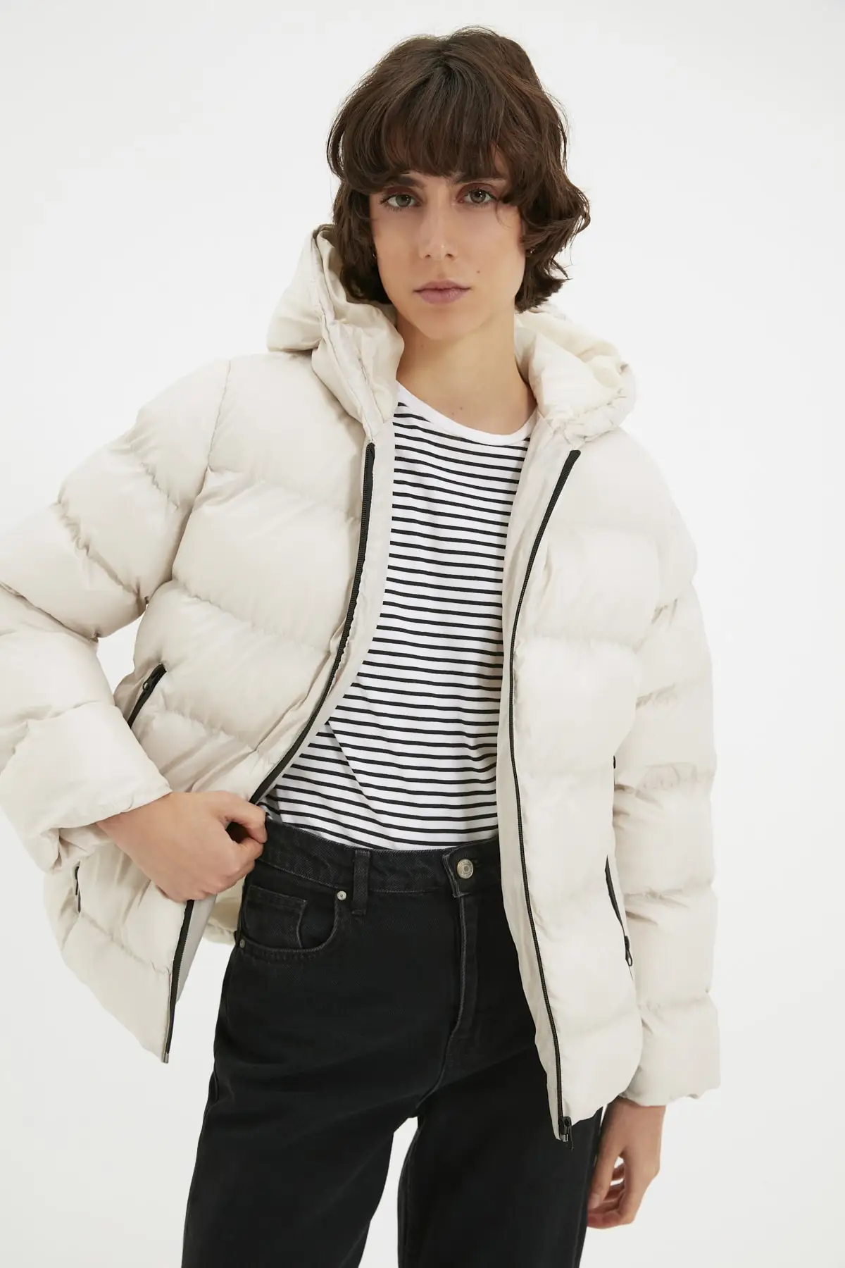 

Trendyol Hooded Zipper Kapamalı Inflatable Coat TWOAW22MO0276