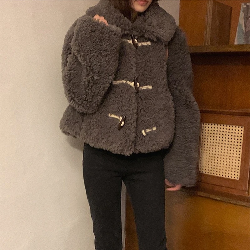 2022 Winter Thicken Short Lamb Fur Coat Jacket Women's Female Horn Buttons Single Breasted Outerwear Warm Overcoat