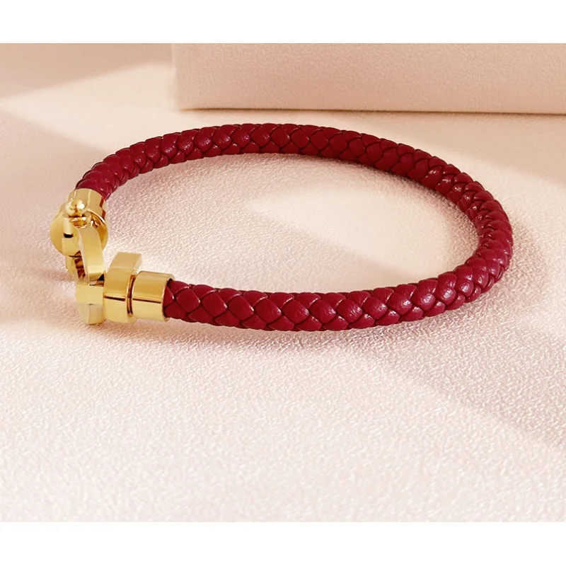 

Simple stainless steel woven couple bracelet jewelry gift classic style genuine leather bracelet