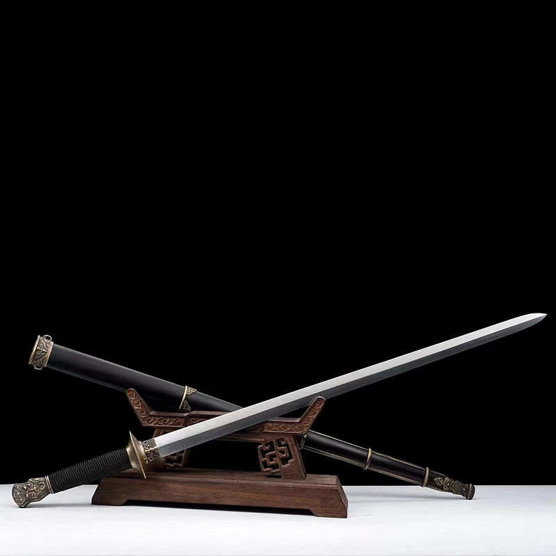 

Деревянная подставка из Эбенового дерева, сделана из стали