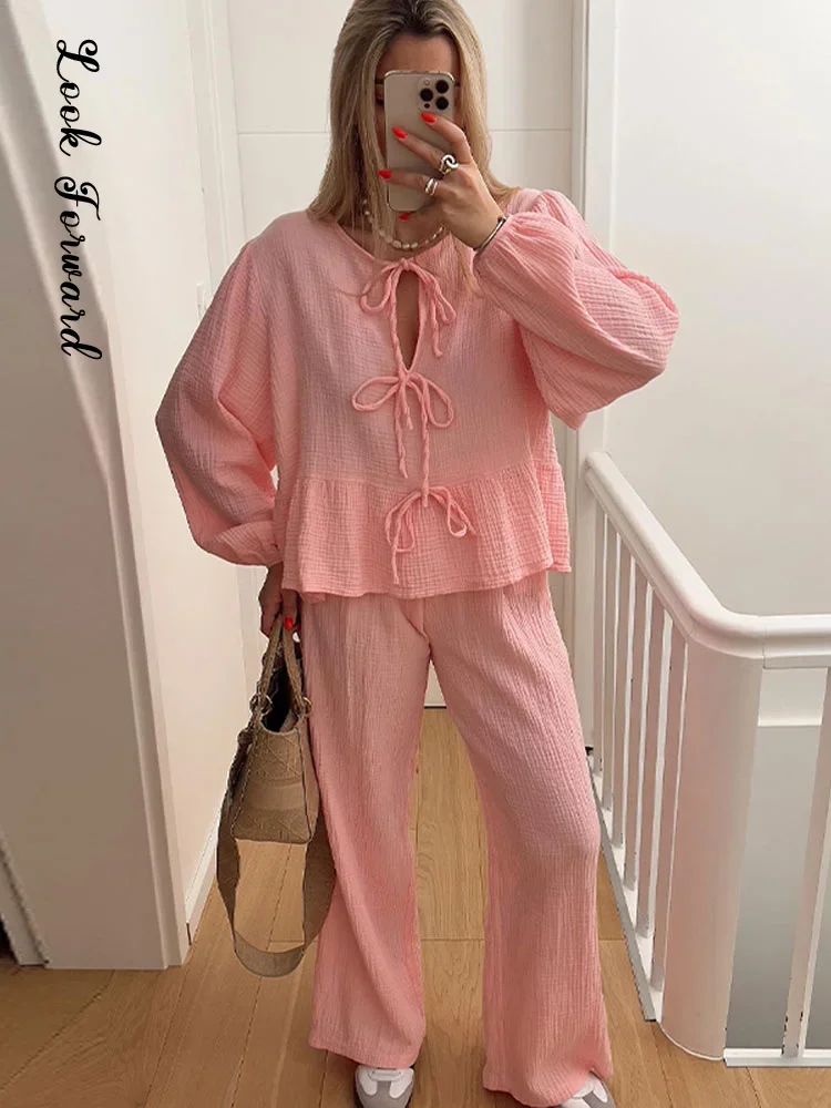 Женский костюм с леопардовым принтом топ на шнуровке и свободные брюки рубашка