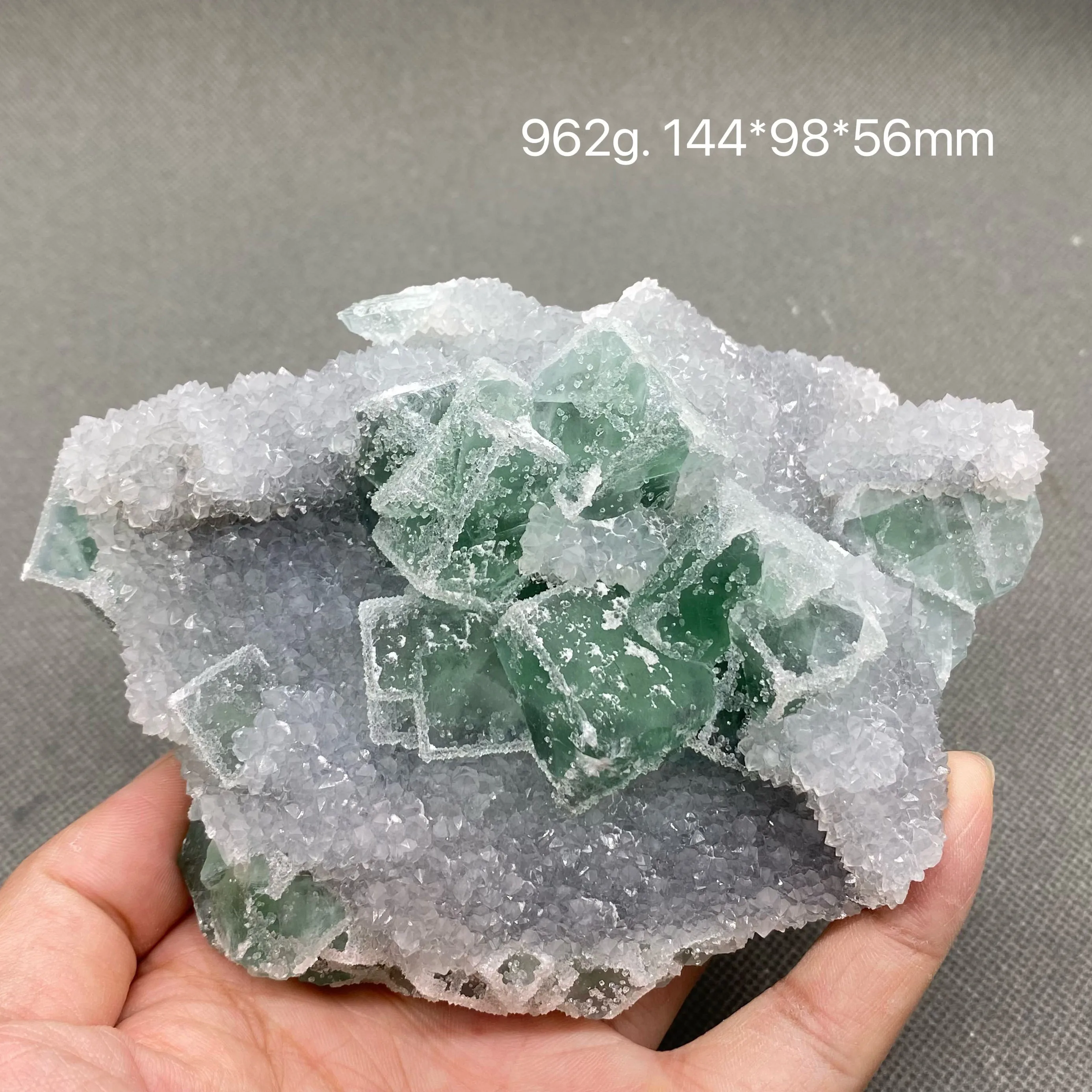 

100% natural China fujian green vitreous fluorite mineral standard crystal ore specimen gemstone