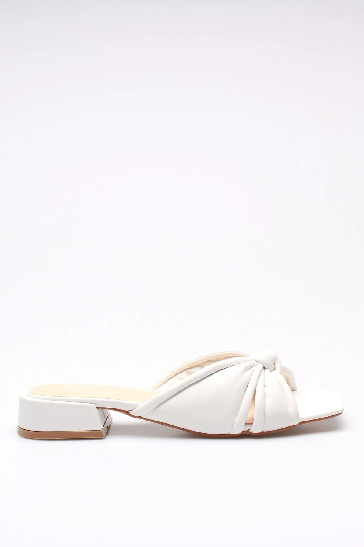 

Fashion Style White Leather women's Slippers Sandals And Slippers