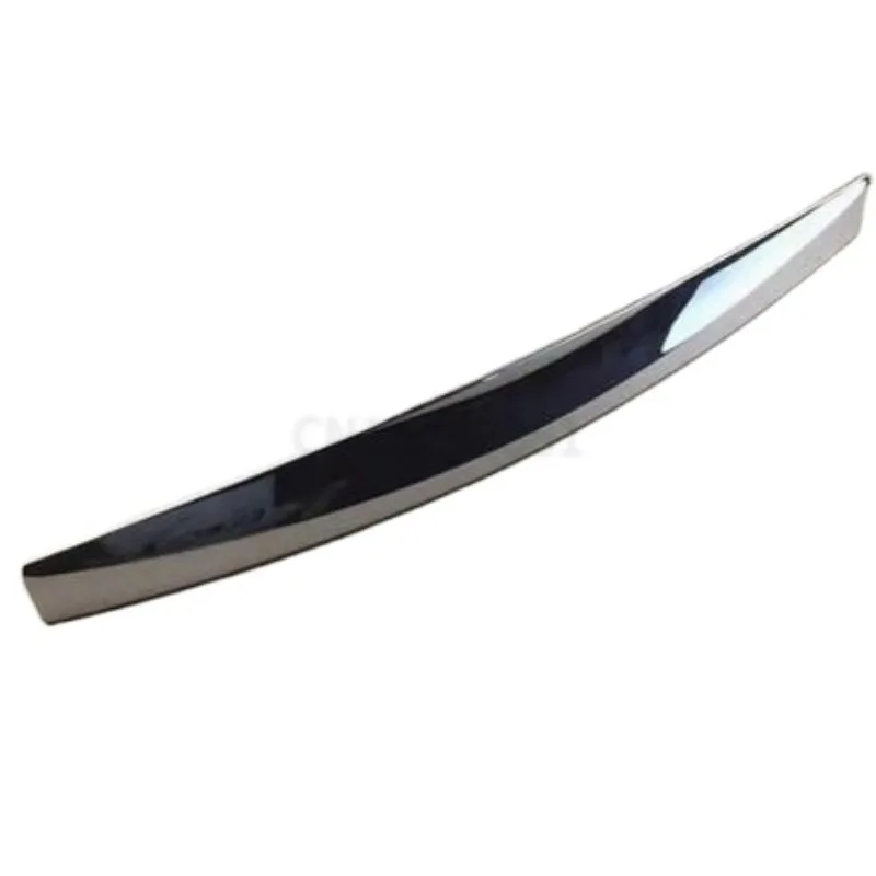 

Хромированная накладка на заднюю крышку багажника из АБС-пластика для Hyundai VERNA/Solaris 4dr 2010-2011-2016 гг.