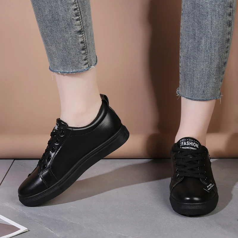 2023 New Designer Hot Sale Purple Chain Women's Thick Sole Sneakers Casual Comfortable All-match Flat Running Women's Shoes