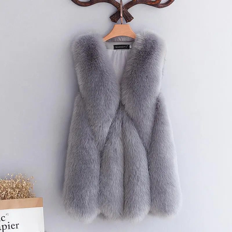 

2023 Womens Short Faux Fur Vest Winter Fashion Sleeveless Waistcoat Body Thick Warmer Ladies Jacket Coat Veste Outwear Y316