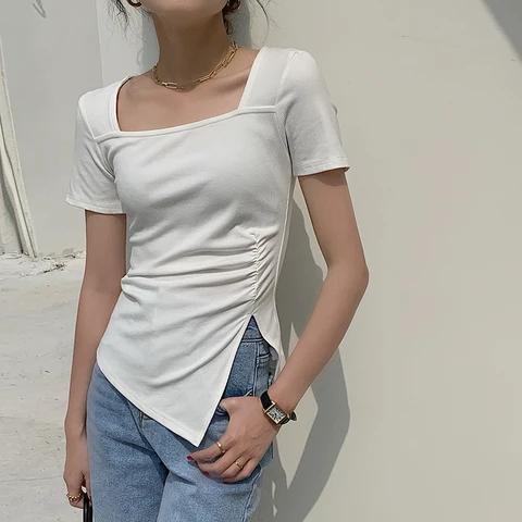 Женская футболка с коротким рукавом и квадратным вырезом, Асимметричная Повседневная рубашка в Корейском стиле с разрезом, лето 2022