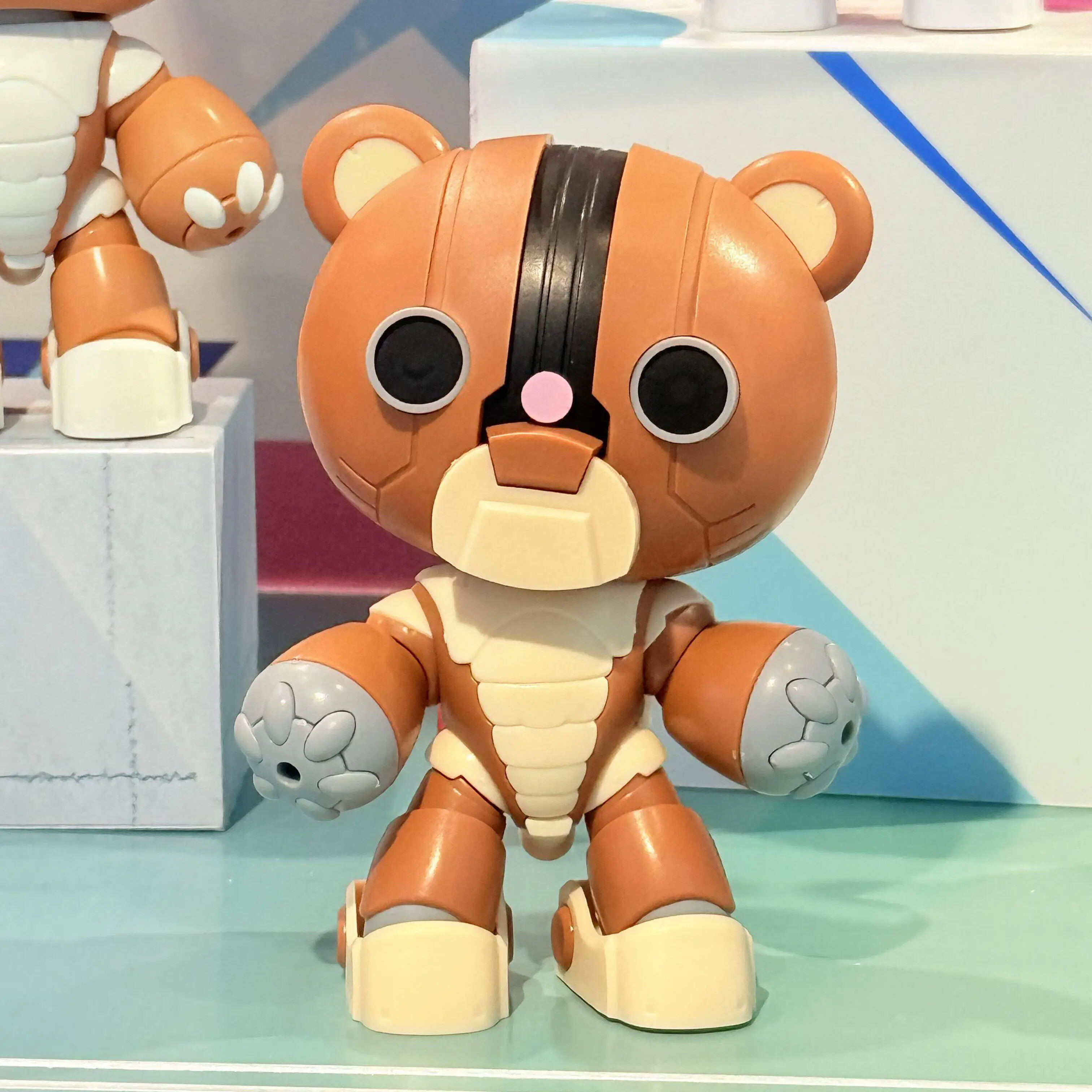 Фото Оригинальные фигурки Bandai Plabako Mobile Suit Gundam Beargguy Family Series в слепых коробках, коллекционные модели, настольные украшения №5